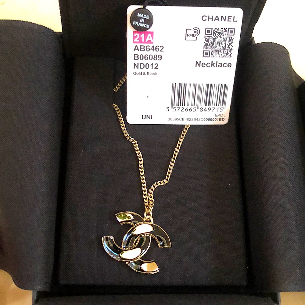 COPY - Chanel necklace CC Gold&Black 21A New